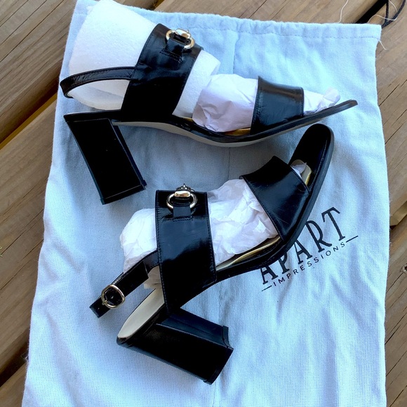 Stylish chunky heel sandals 🌹🌹 - Picture 2 of 14